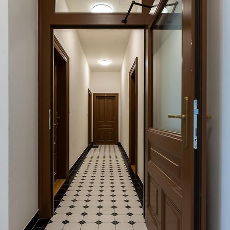 Modern Urban Room In The City Center Of Praga Zewnętrze zdjęcie